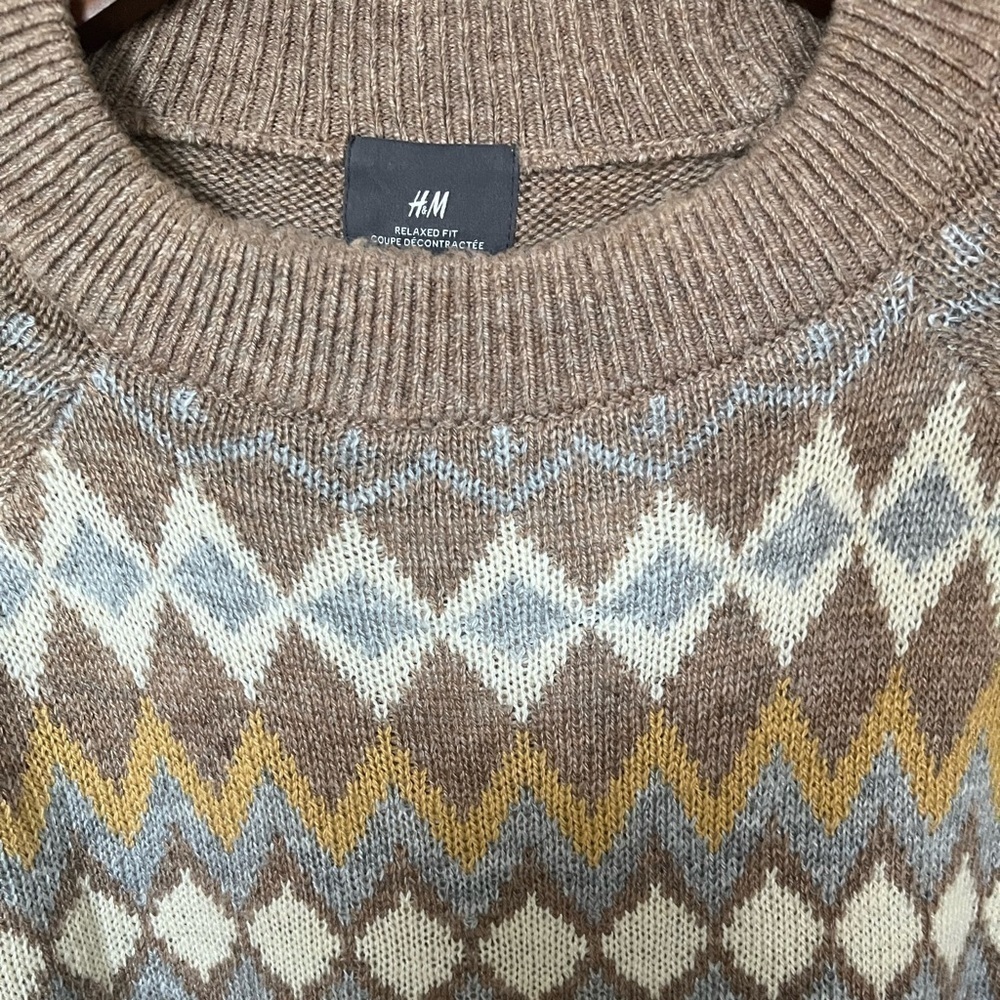 H&M MENS BROWN PATTERNED RELAXED FIT SWEATER SZ XL - Picture 3 of 7